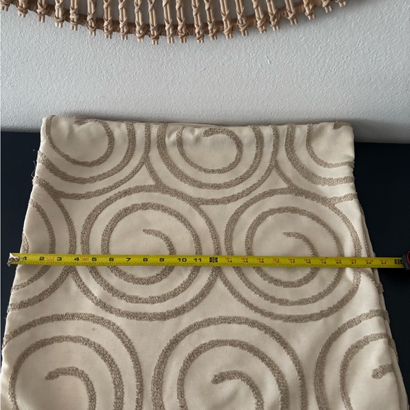 Beige Swirl Patterned Pillow Covers 22x22 set of 2 - Picture 5 of 7